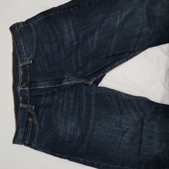Men Levi's Jeans - Picture 2 of 5